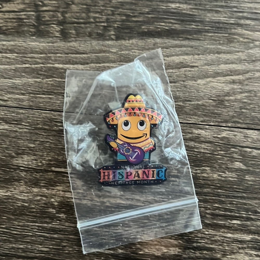 Limited Edition | Amazon Peccy